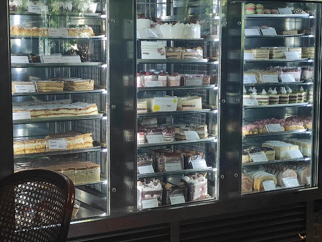 Tata, Sport u. 1, 2890