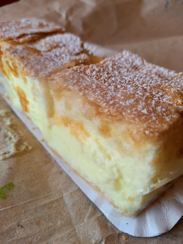 Opinii despre Gerti Cukrászda és Pizzázó în Tárnok - Vendéglátás