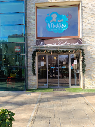 Budapest, Petőfi u. 35, 1042