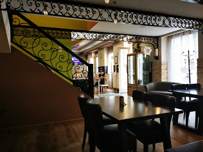 Comentarii opinii despre Forum Bistro -étterem,pizza,hamburger, street food, hot-dog