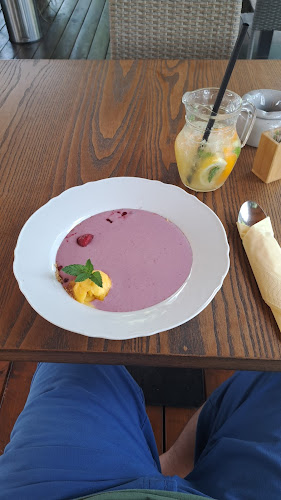 Heves, Hősök tere 5, 3360