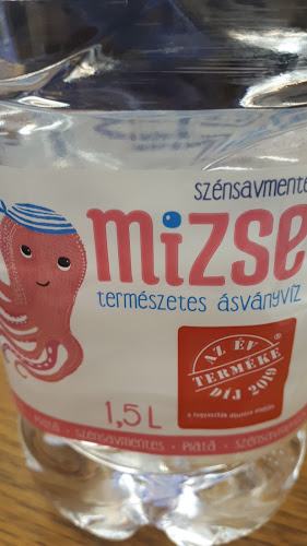 Opinii despre Szolga és Marton italbolt în Pécel - Vendéglátás