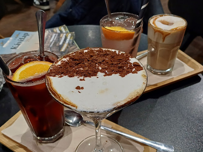 Opinii despre Café Frei Győr Belváros în Győr - Vendéglátás
