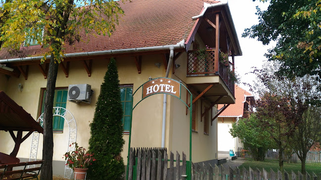 Comentarii opinii despre Ádám Tanya Fogadó Balázspuszta