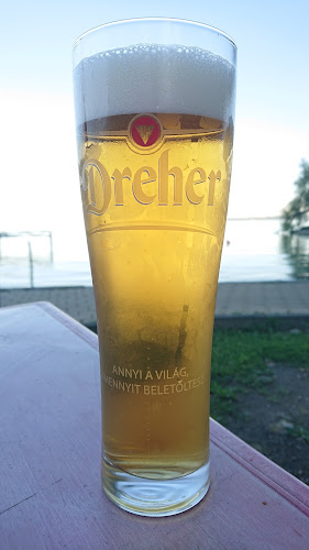 Comentarii opinii despre Pecás Büfé