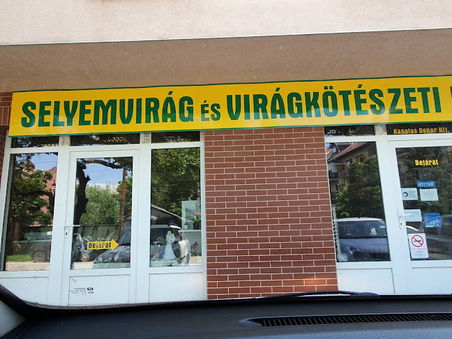 Krisztina-Dekor Selyemvirág és Virágkötészeti kellék Nagykereskedés - Szeged