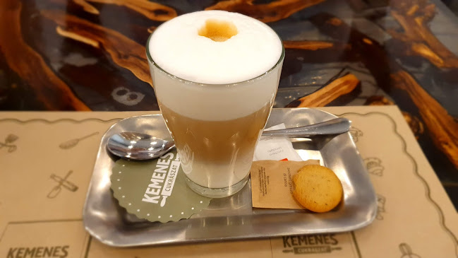 Kemenes Cukrászda és Bisztró Vámház krt. - Budapest