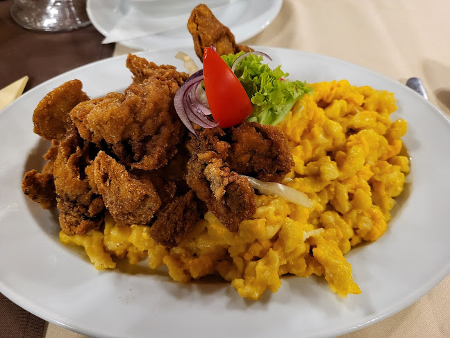 Opinii despre Sasfészek Étterem în Kecskemét - Vendéglátás