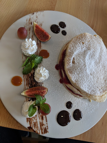 Opinii despre Presso - Coffe And More în Baja - Vendéglátás