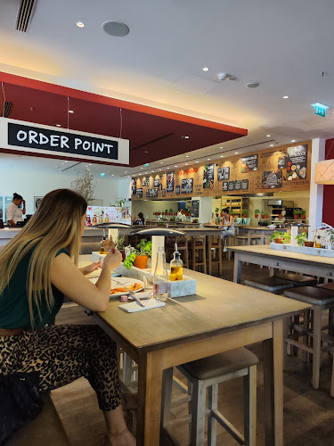 Opinii despre Vapiano în Győr - Vendéglátás