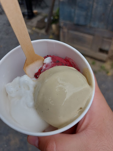 Comentarii opinii despre Kőfagyi?