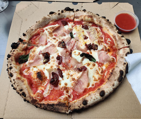 Opinii despre Kupak és Dugó în Budapest - Vendéglátás