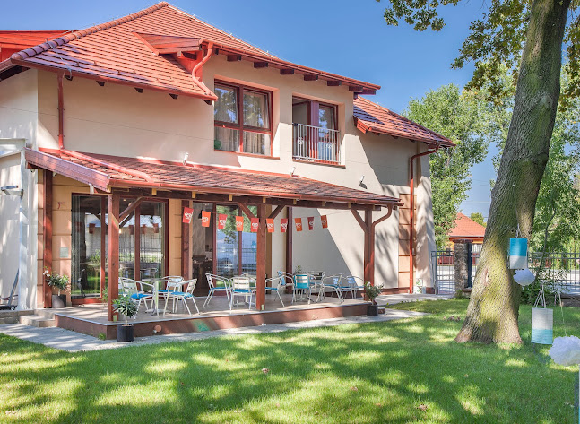 Tölgyfa Fogadó - Vendéglátás