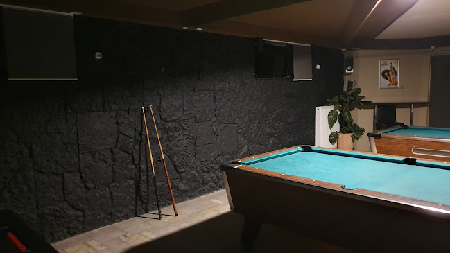 Comentarii opinii despre Árpi Kocsmája - No. 100. Biliárdklub