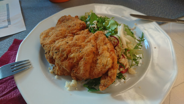 Comentarii opinii despre West Garden Étterem