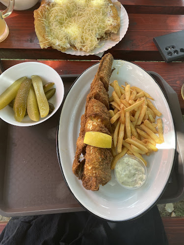 Opinii despre Csóka Fészek Strandbisztró în Keszthely - Vendéglátás