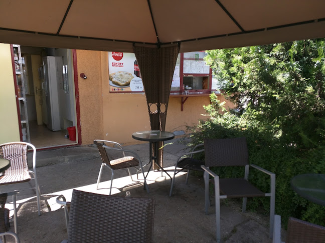 Opinii despre Mester Lángos Büfé în Békéscsaba - Vendéglátás