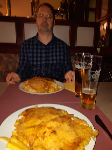 Opinii despre Négy Muskétás Étterem în Budapest - Vendéglátás