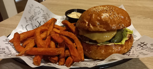 Opinii despre Grebb Burger în Békés - Vendéglátás