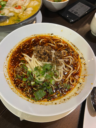 Budapest, Lechner Ödön fasor 3, 1095