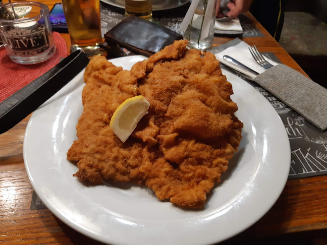 Puskás Söröző és Étterem