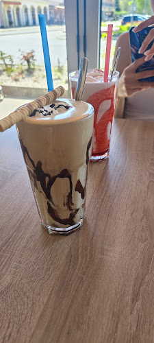 Opinii despre Del Conte kézműves cukrászda és kávézó în Sárvár - Vendéglátás