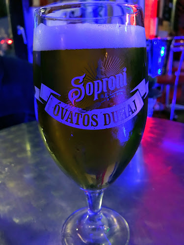 Opinii despre Árkád Söröző - Kávézó în Budapest - Vendéglátás