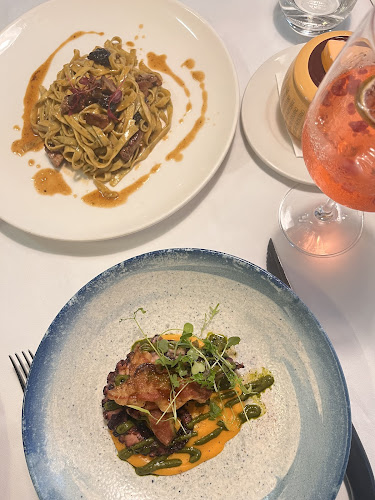 Opinii despre Trattoria Pomo D'Oro în Budapest - Vendéglátás