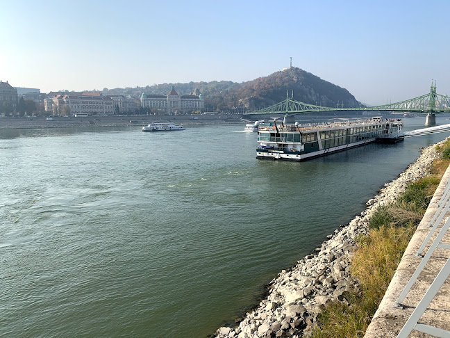 EscoBar & Cafe - Vendéglátás