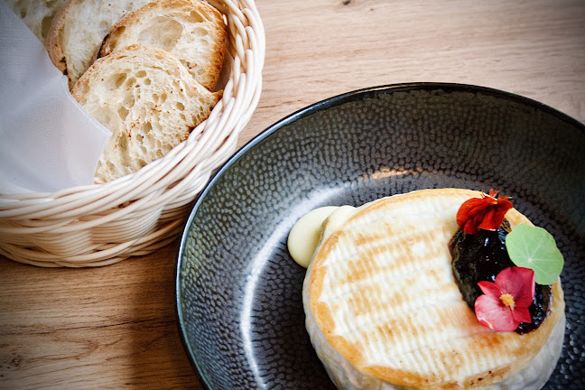 Opinii despre Montázs Étterem în Kiskunhalas - Vendéglátás