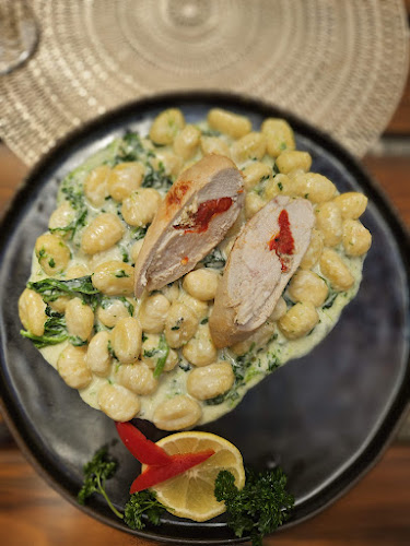 Opinii despre NEXT Restaurant în Esztergom - Vendéglátás