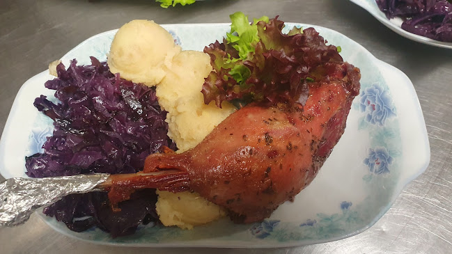 Opinii despre Parázs Grill Bár és Pizzéria în Dunaújváros - Vendéglátás