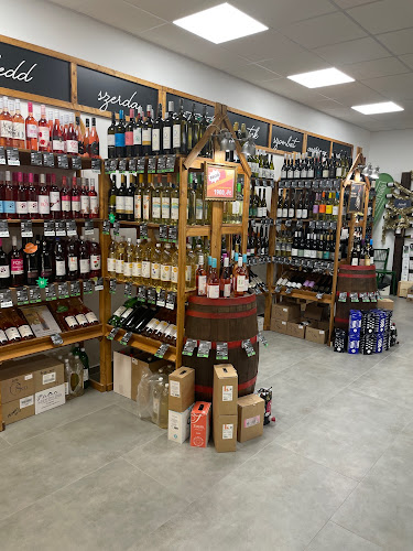 Borháló Pápa Borkereskedés és Gasztro üzlet - Vendéglátás