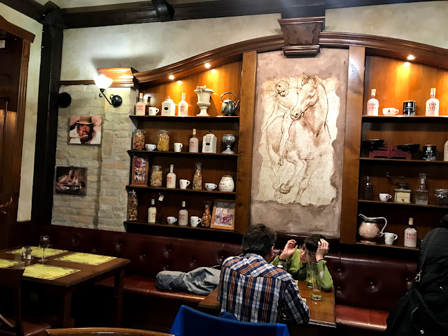 Pannonhalmi Borterasz és Borbár - Vendéglátás