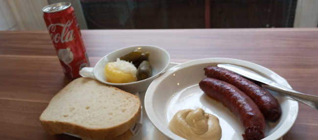 Comentarii opinii despre Hentes falatozója / Butcher's diner