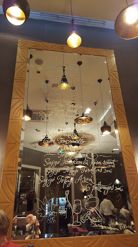 Budapest, Dohány u. 42-44, 1074