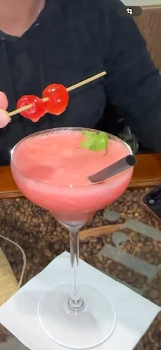 Daiquiri Kávéház,Bár és Bistro
