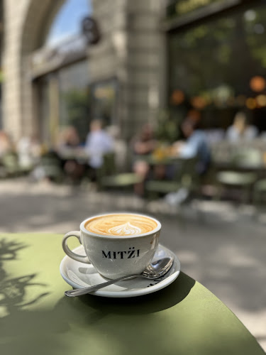 Comentarii opinii despre MITZI – Kávé, Konyha, Bár