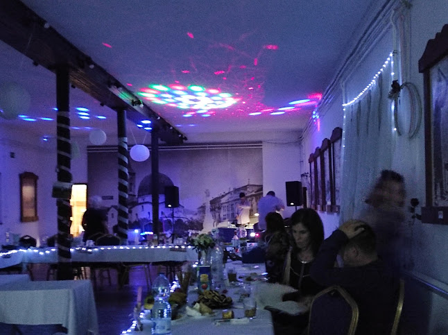 Comentarii opinii despre Toldi Rendezvényház Étterem és Vándor Panzió