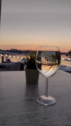 Tata, Tópart stny. 1, 2890