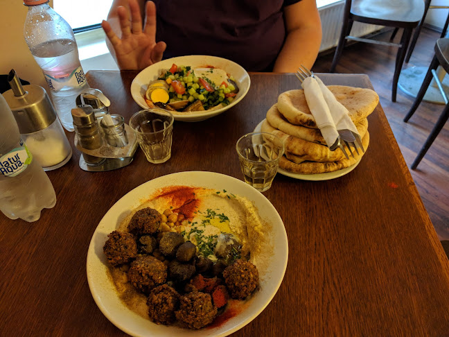 Opinii despre hummusbar în Budapest - Vendéglátás