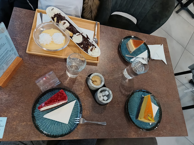 Szelet Cukrászda - Vendéglátás