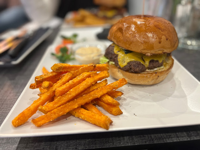 Opinii despre Richie’s Rooster’s în Budapest - Vendéglátás