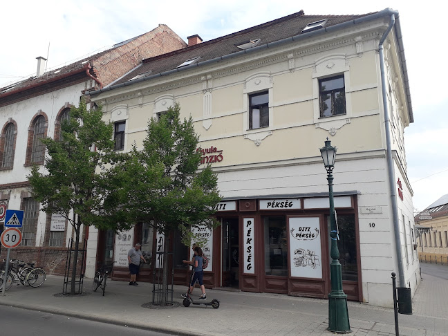 Opinii despre Diti pékség în Gyula - Vendéglátás