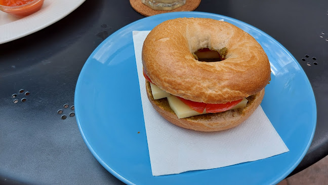 Comentarii opinii despre Manooka Kávézó