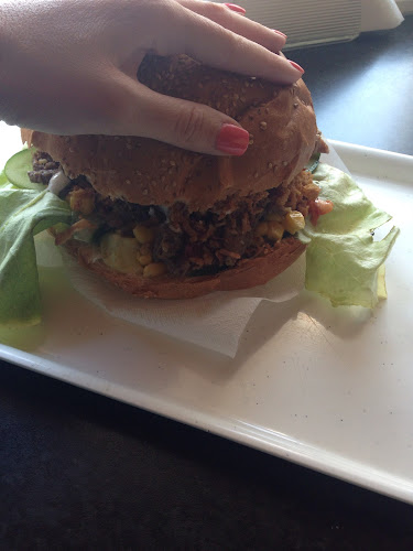 Opinii despre Hambi Bár în Szombathely - Vendéglátás