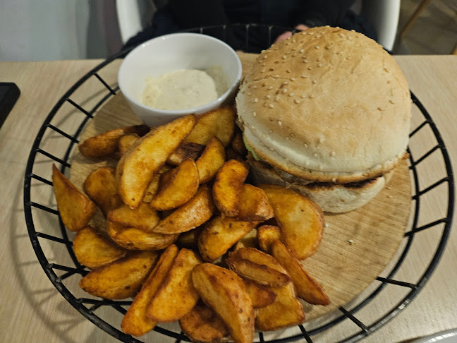 Opinii despre Don Pepe Váci út & City Night în Budapest - Vendéglátás