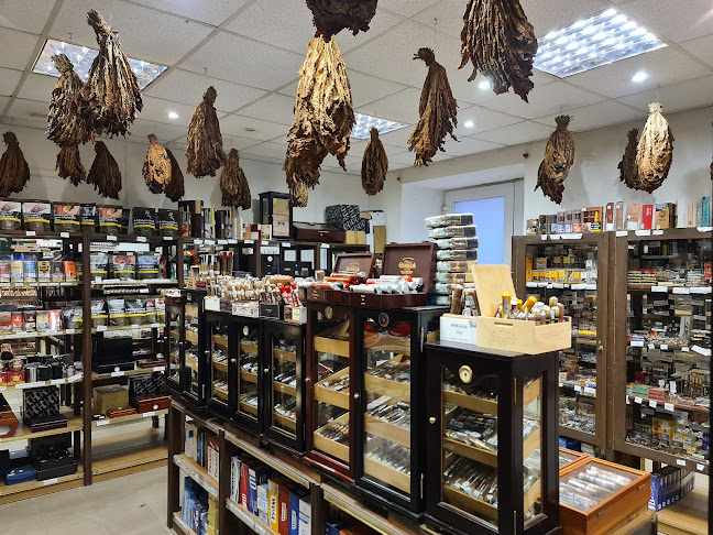 Golden Drinks Kft. Italszaküzlet és Nemzeti Dohánybolt - Budapest