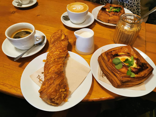 Opinii despre Antique Cafe & Tea în Szeged - Vendéglátás