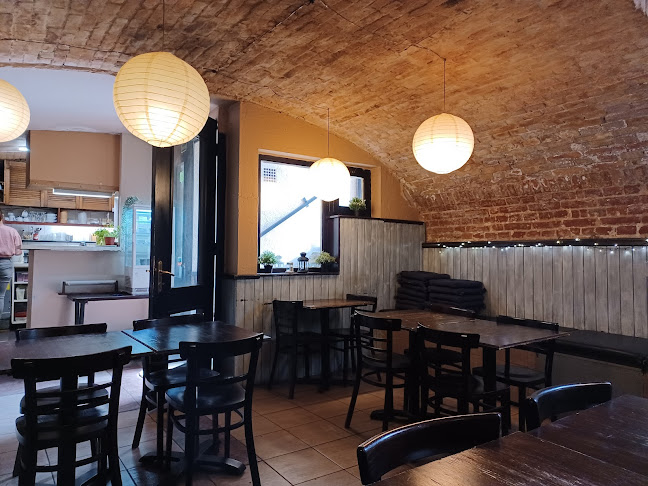 Opinii despre Kozmosz Vegán Étterem în Budapest - Vendéglátás